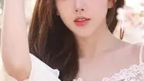 历年欢庆盛宴再现！李嘉琦、任豪、刘琳再续温馨家庭传奇